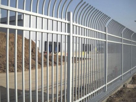 組裝式鋅鋼欄桿管材，配件，安裝順序問題解析